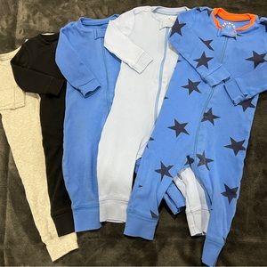 The organic zip romper from primary.com
Organic cotton Lot of 5 - 6-9 months